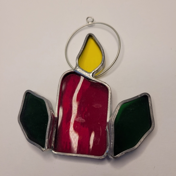 Vintage Stained Glass Suncatcher Christmas Candle Holly Green Red Hanging 4" - Picture 3 of 4